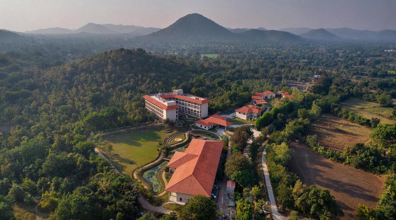 Bhanu The Fern Forest Resort & Spa, Jambughoda Exterior foto