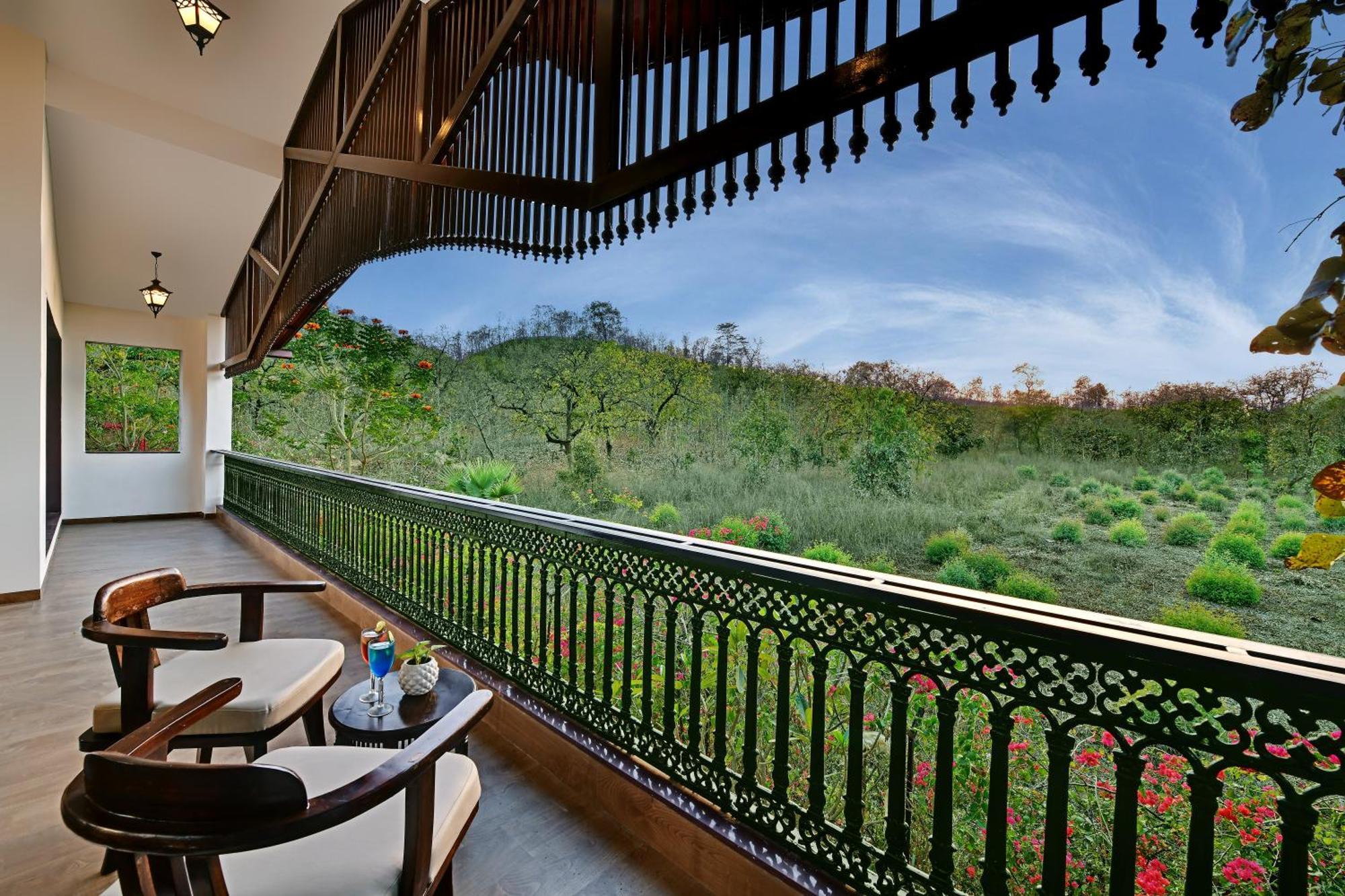 Bhanu The Fern Forest Resort & Spa, Jambughoda Exterior foto